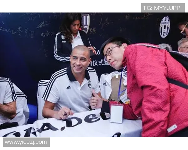 与足球明星零距离互动专属平台打造全新视频聊天体验